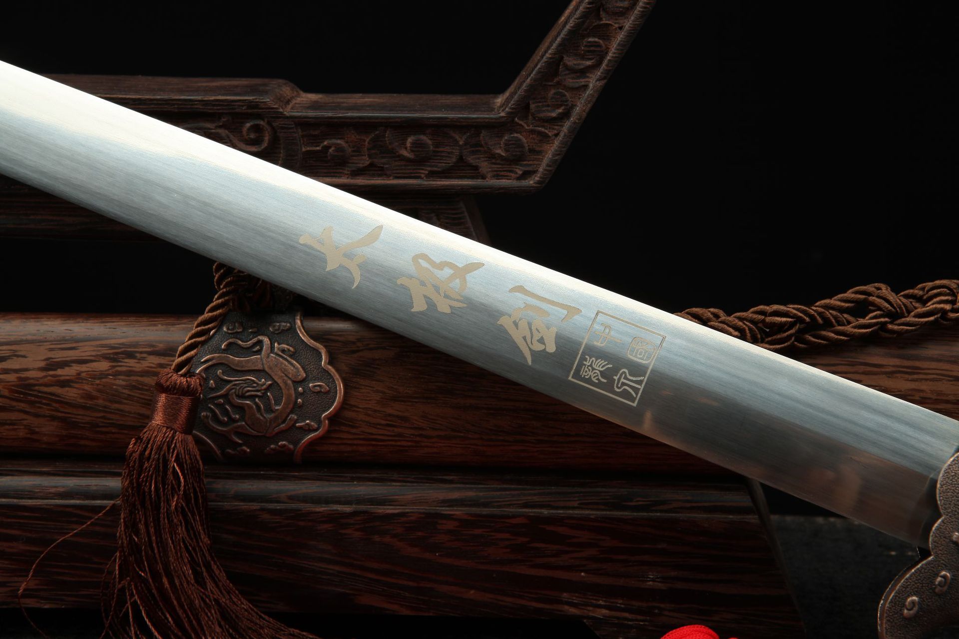 龍泉太極劍價(jià)格,龍泉太極劍價(jià)格，探尋傳統(tǒng)與現(xiàn)代的完美融合