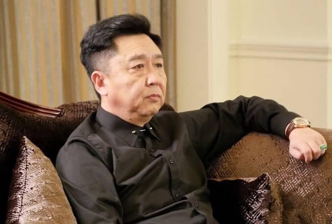 揭秘德云社相聲演員的真實待遇與工資內(nèi)幕，背后的故事與真實待遇揭秘