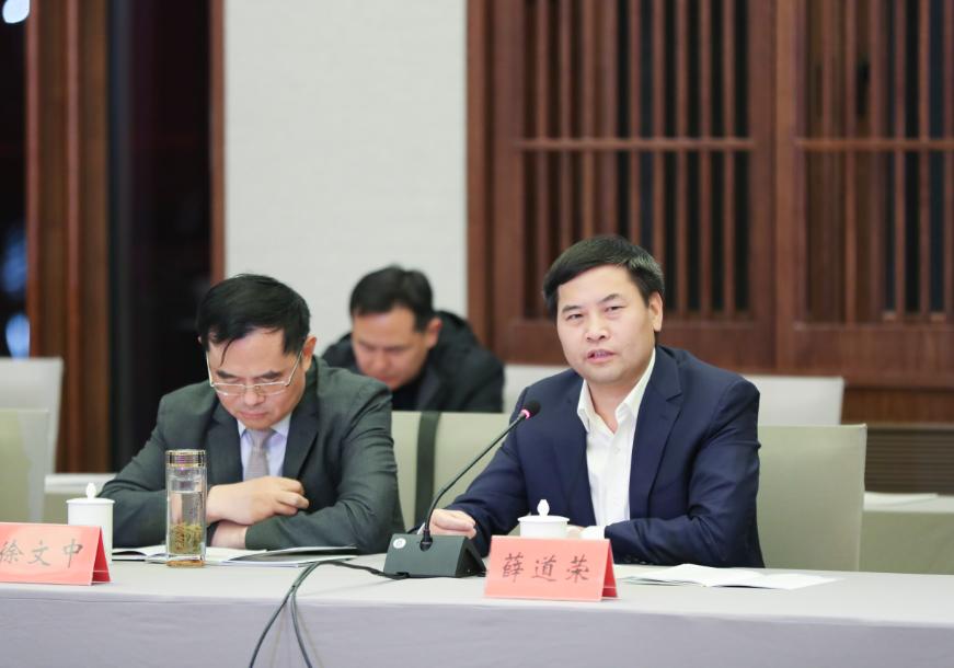 北京異地高考新規(guī)定下的獨(dú)特小巷探秘，遇見(jiàn)一家特色小店