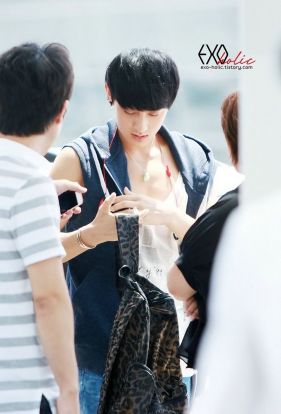 樸燦烈最新照片集，展現(xiàn)流行天王的多面魅力