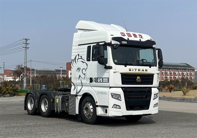 最新款尖頭牽引車設(shè)計革新與實用性探討，圖片展示與解析