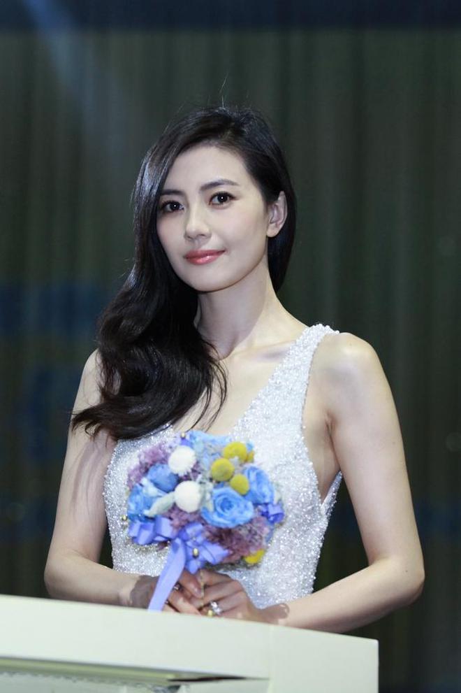 中國中年女演員發(fā)展演藝事業(yè)指南，步驟詳解