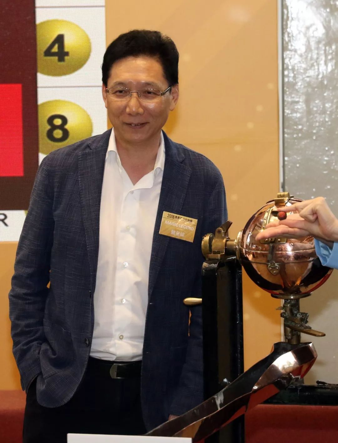 ＂香港澳門六開彩開獎網(wǎng)站＂的：全身心數(shù)據(jù)計劃_娛樂版3.4