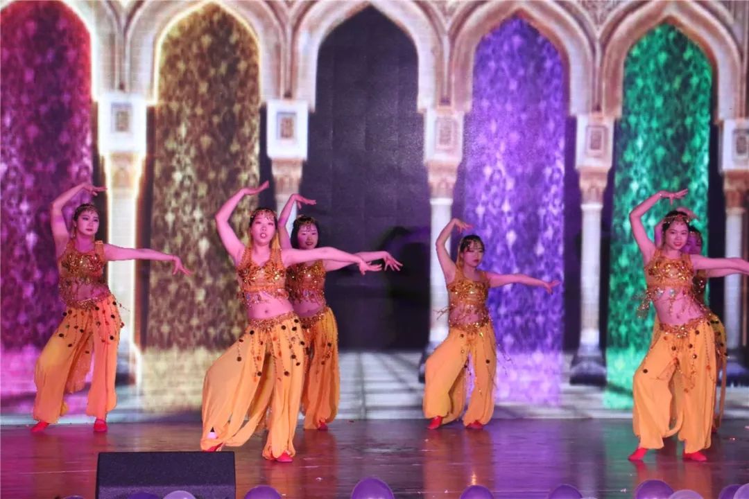 印度舞蹈新潮流，探索獨(dú)特的舞蹈文化與創(chuàng)新元素融合的魅力
