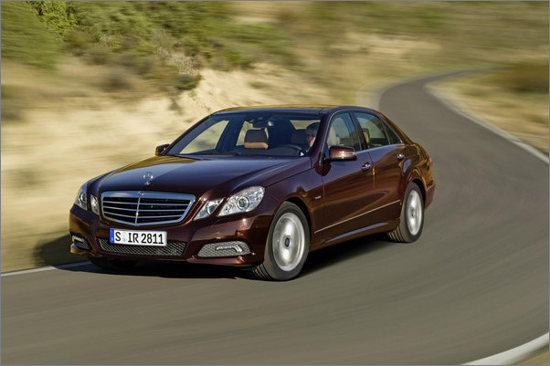 全新奔馳轎車，時(shí)代精英的優(yōu)選座駕