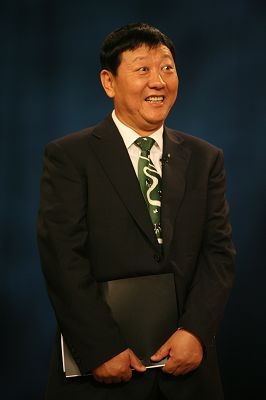 牛根生最新動態(tài)，變化中的力量與自信成長的啟示