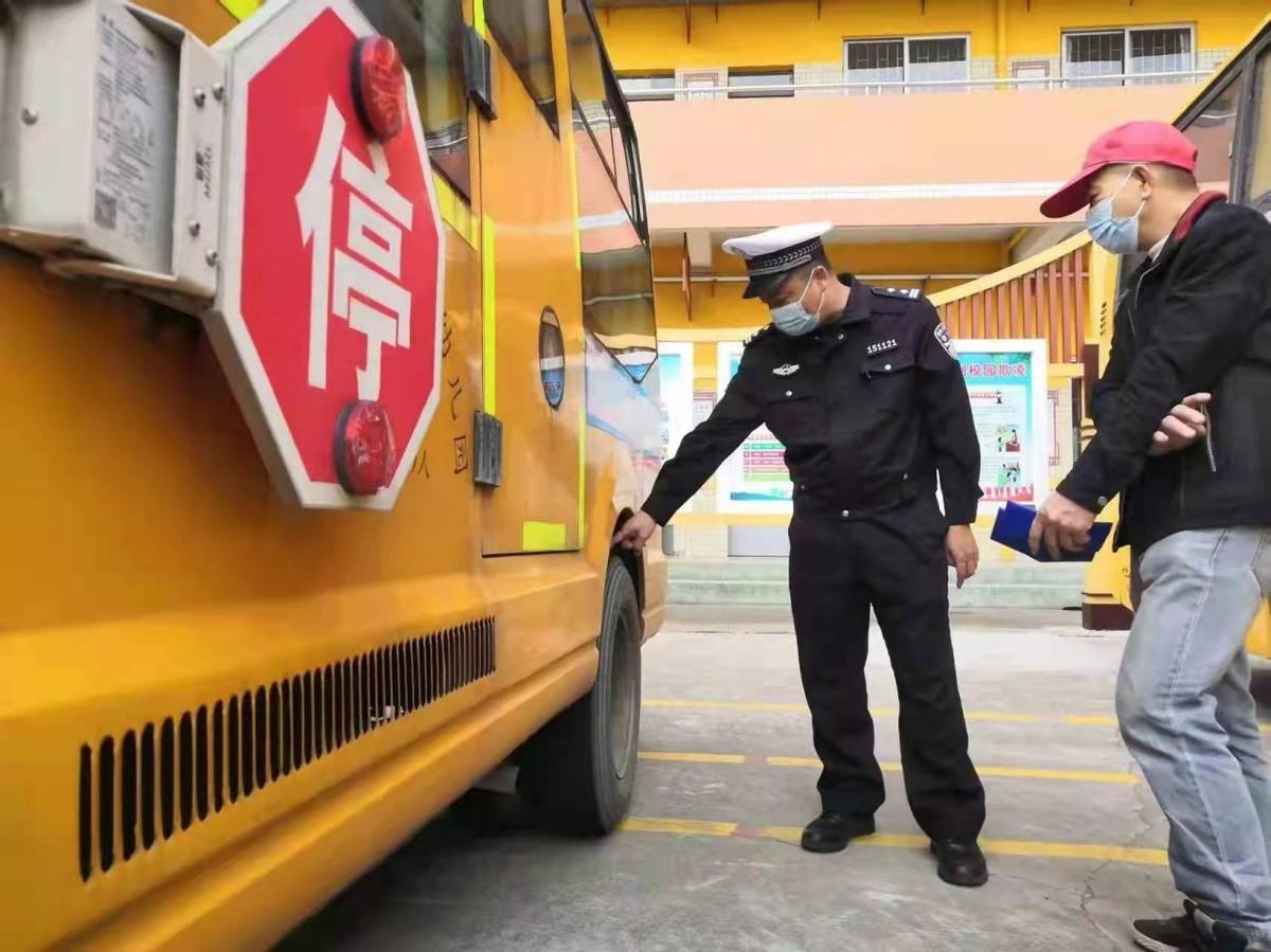 東莞交警最新動(dòng)態(tài)揭秘，巷弄間的秘密小店大揭秘！