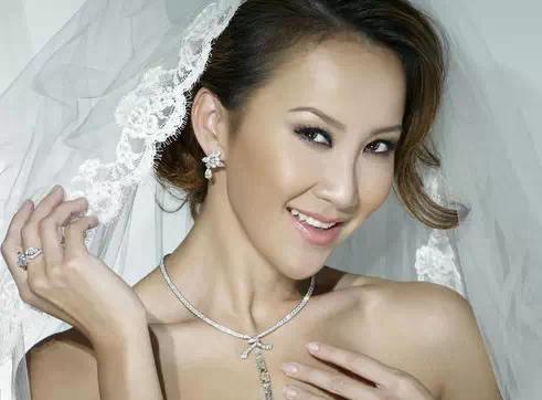 腿毛明星，毛發(fā)之下的溫暖故事與星光閃耀