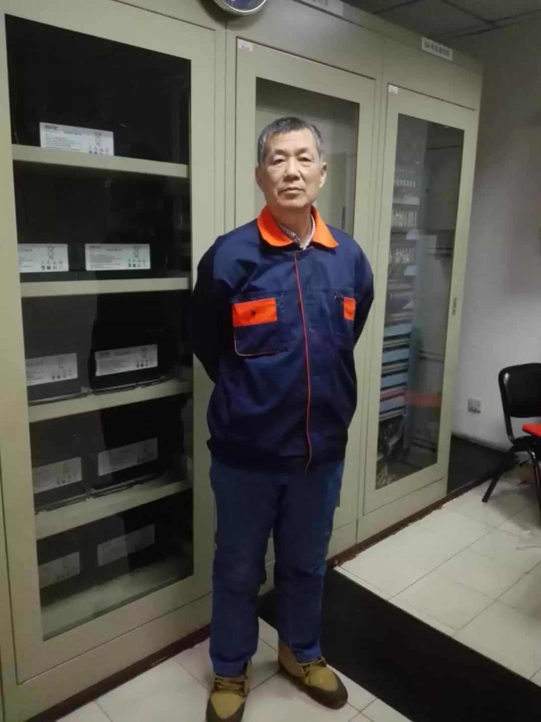 最新散文佳作展現(xiàn)科技新品之魅力