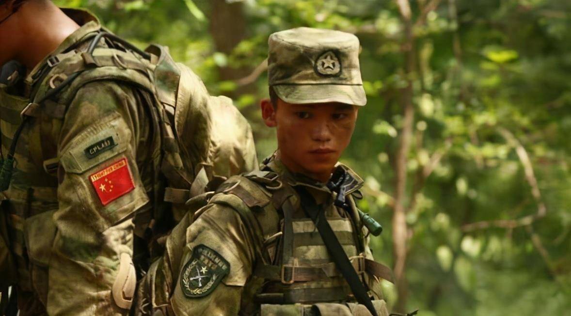 戰(zhàn)狼1特種兵演員,戰(zhàn)狼1特種兵演員，探索自然美景的旅行，尋找內心的平靜