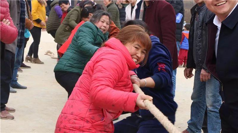 拔河比賽盛大通知，集結(jié)力量，共赴賽場(chǎng)！