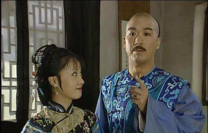 舞臺上的權(quán)力與藝術(shù)，皇帝演員的獨特魅力與交織之旅