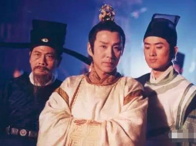 演包青天的演員，演繹變遷、自信與成就的力量傳奇之旅