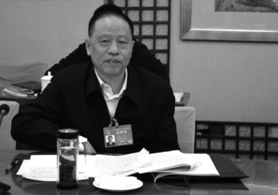 張堅(jiān)演員，演技深度解析與個(gè)人立場(chǎng)探討