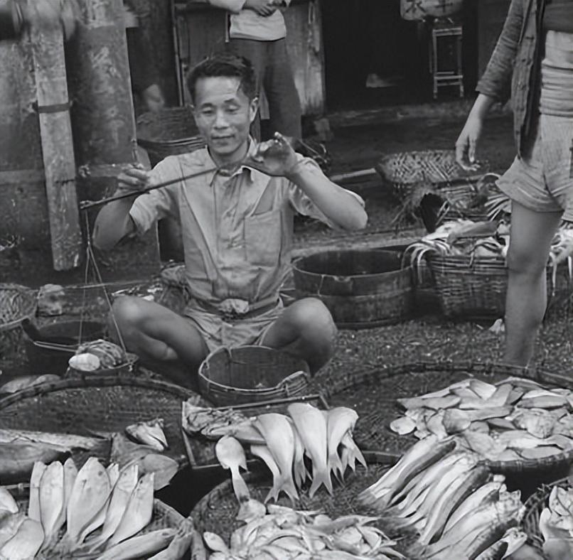 女性剃光頭背后的故事探秘