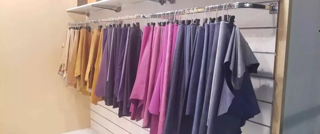 科技重塑時(shí)尚，前沿高科技引領(lǐng)皮革趨勢(shì)的未來(lái)潮流