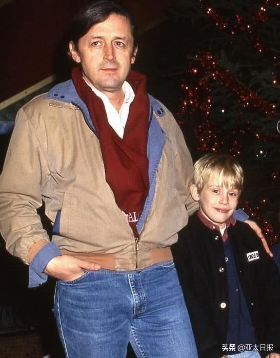 蕾哈娜最新影視作品,蕾哈娜最新影視作品，小巷中的隱藏寶藏，一家特色小店的獨特魅力