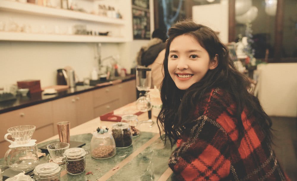 章若楠的電視劇,章若楠的電視劇，科技之光，照亮生活新紀元