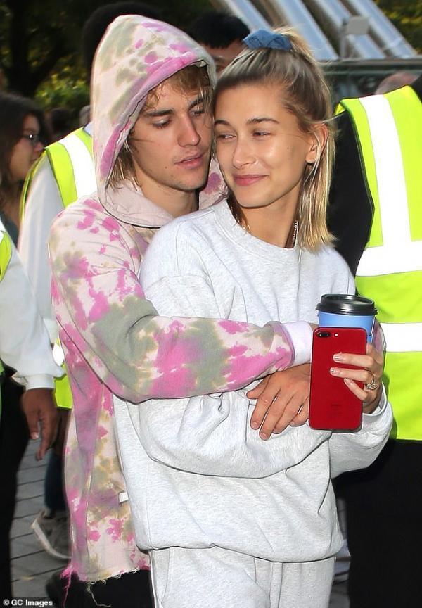 賽琳娜2017最新動態(tài)，事業(yè)、慈善與公眾關注全解析