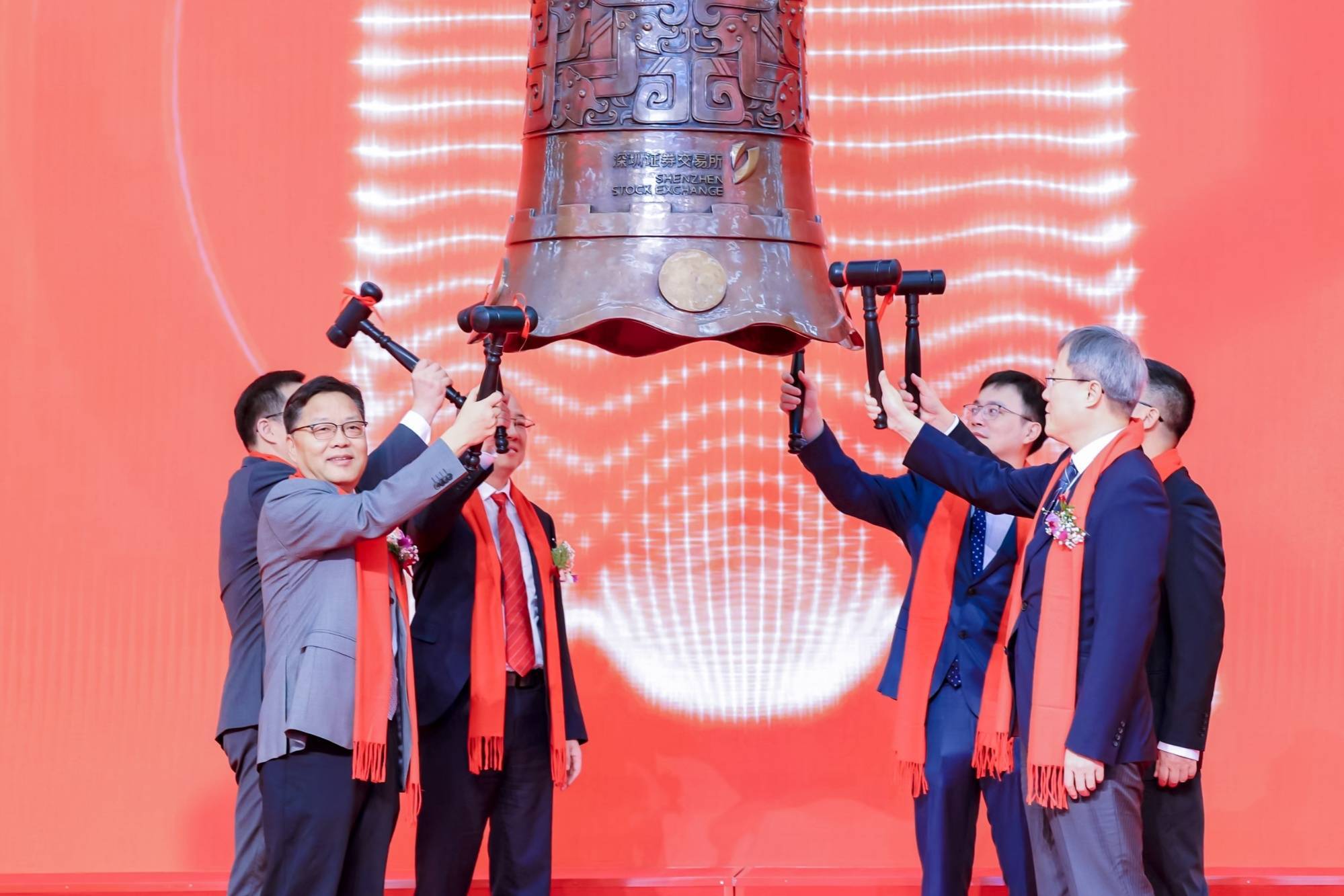 華融證券上市,華融證券上市，資本市場的新里程碑