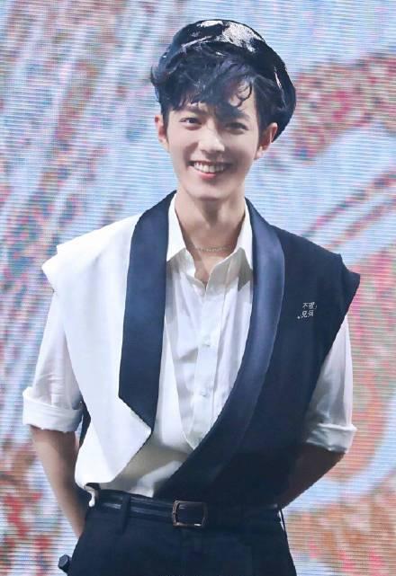 最新流行貝雷帽,最新流行貝雷帽，時(shí)尚風(fēng)潮中的獨(dú)特印記