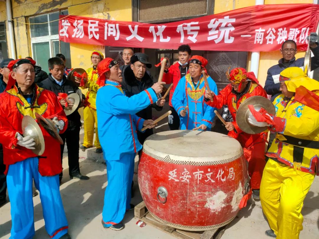 女演員楊舒,女演員楊舒的科技新寵兒——未來科技產(chǎn)品體驗(yàn)之旅