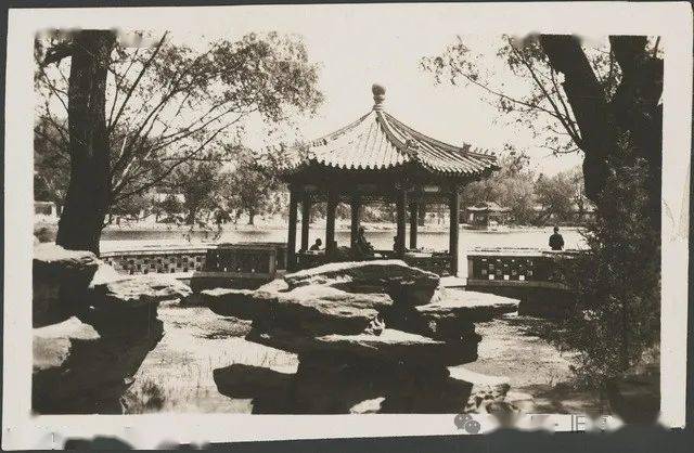 中南海勝跡價格的歷史回顧與時代地位，深度解析中南海勝跡價值及影響。