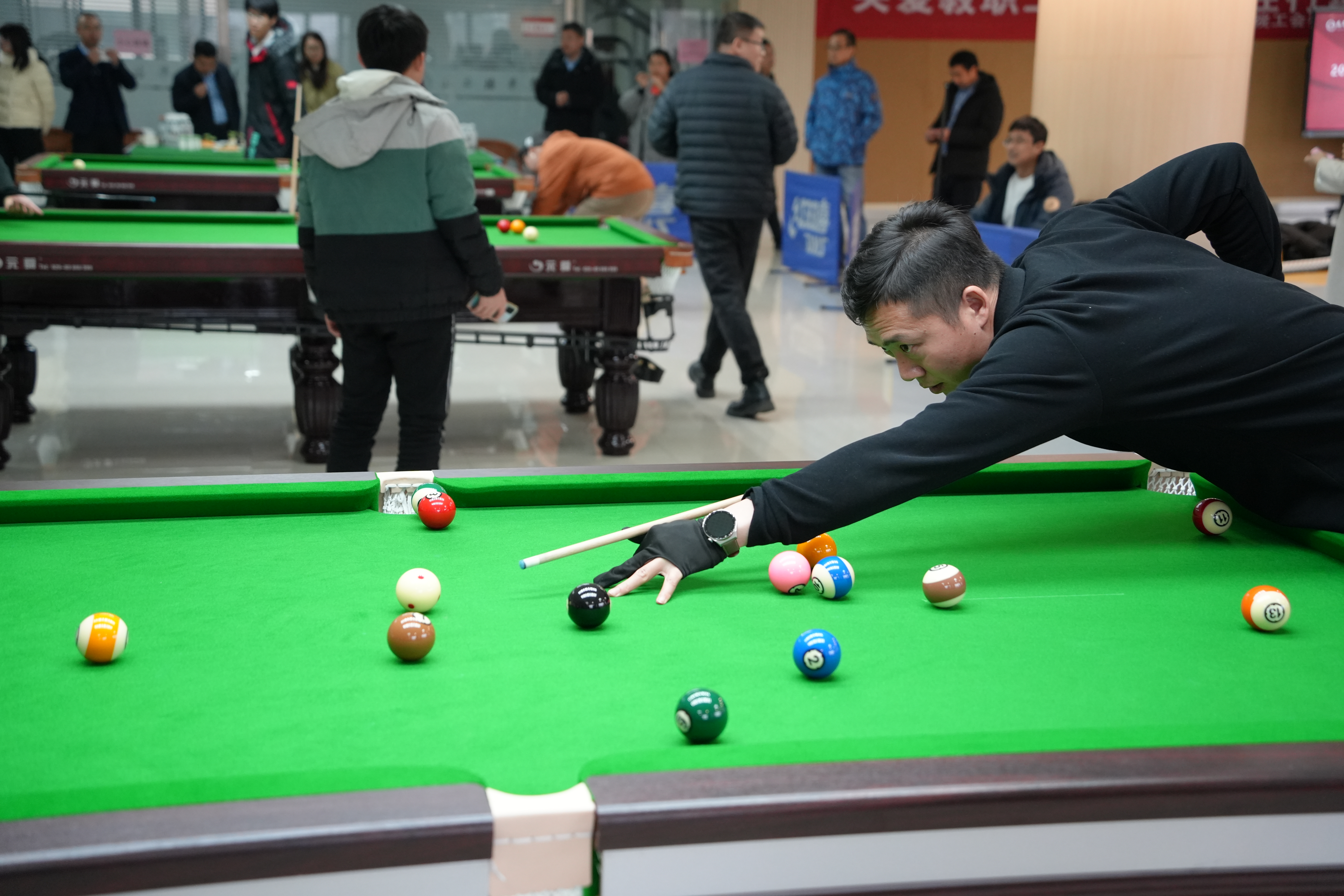 最新臺球比賽,最新臺球比賽，時代背景下的輝煌篇章