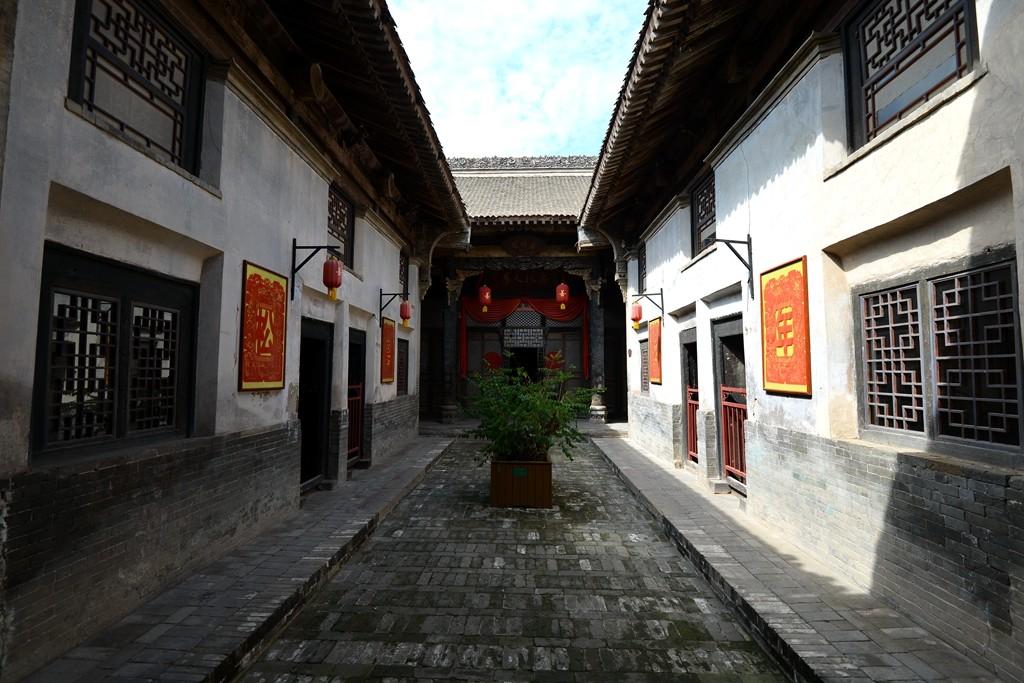 李家大院電視劇,李家大院電視劇，深度解讀其歷史底蘊與當代價值