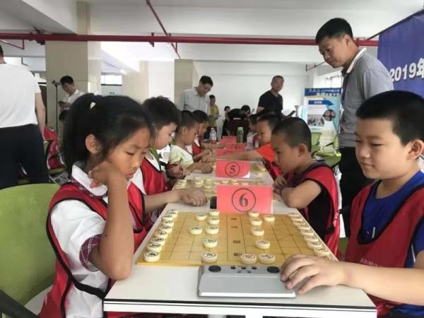 棋牌比賽之旅，探索自然美景，尋找內(nèi)心平靜的獨(dú)特體驗(yàn)