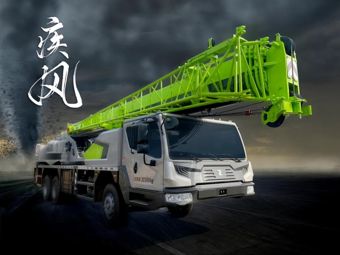 中聯(lián)最新25噸吊車圖片展示，與自然美景的邂逅之旅