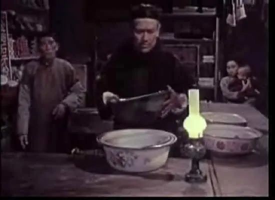 電影林家鋪?zhàn)?，日常溫馨趣事與深厚友情的紐帶之旅