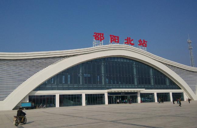 楊橋高鐵最新動(dòng)態(tài)揭秘，小巷深處的意外發(fā)現(xiàn)