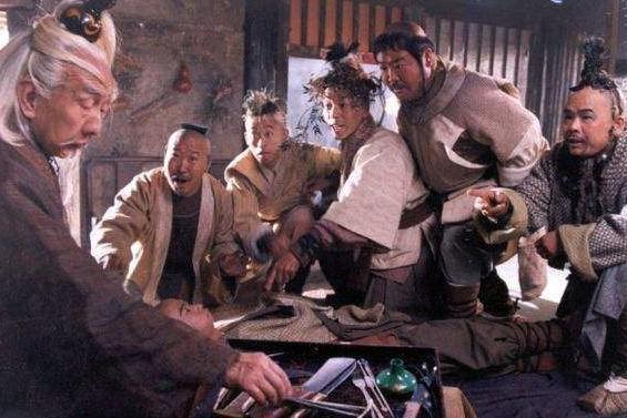 桃谷六仙演員，小巷中的星光閃耀