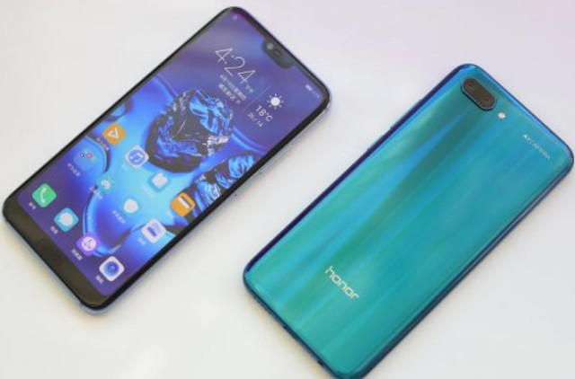 榮耀10上市價格揭秘，自然美景下的旅行邀請