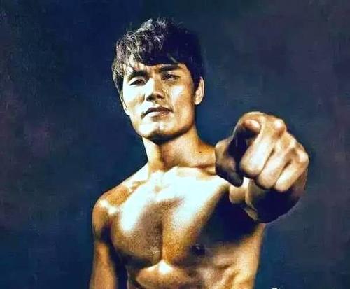 散打方便最新賽事報道，熱血對決，展現(xiàn)實力風(fēng)采