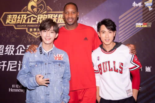 吳尊籃球場上的熱血瞬間與溫情時光