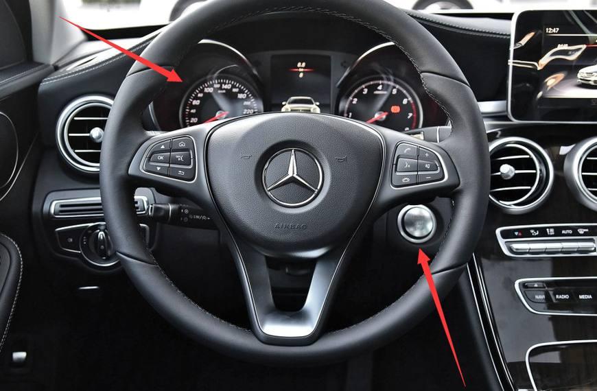 奔馳C200二手車價(jià)格揭秘，探尋小巷中的隱藏價(jià)值