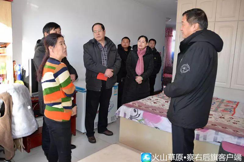 旭仁花，演技璀璨，星光熠熠的影視之星