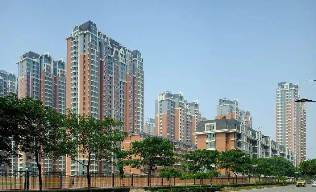 石家莊房價動態(tài)更新，夢想之城崛起與自信步伐的同步前行