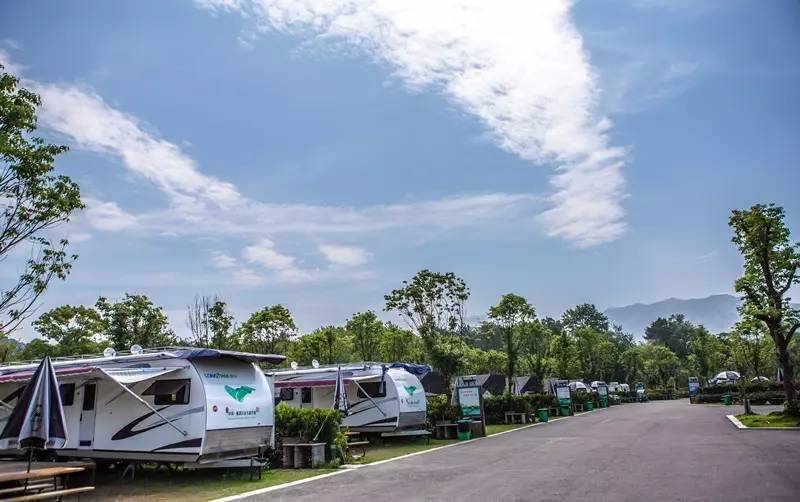 房車露營(yíng)基地價(jià)格概覽與行情分析