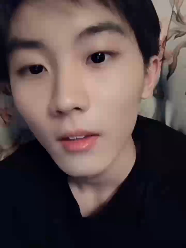 祺哥最新動(dòng)態(tài)，時(shí)代浪潮中的新星崛起