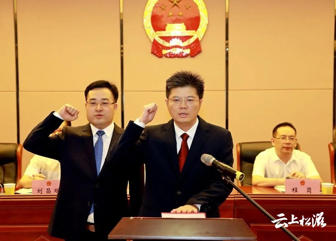 孝感市王洪波的最新任命，變化中的力量，展現(xiàn)自信與成就感的征程