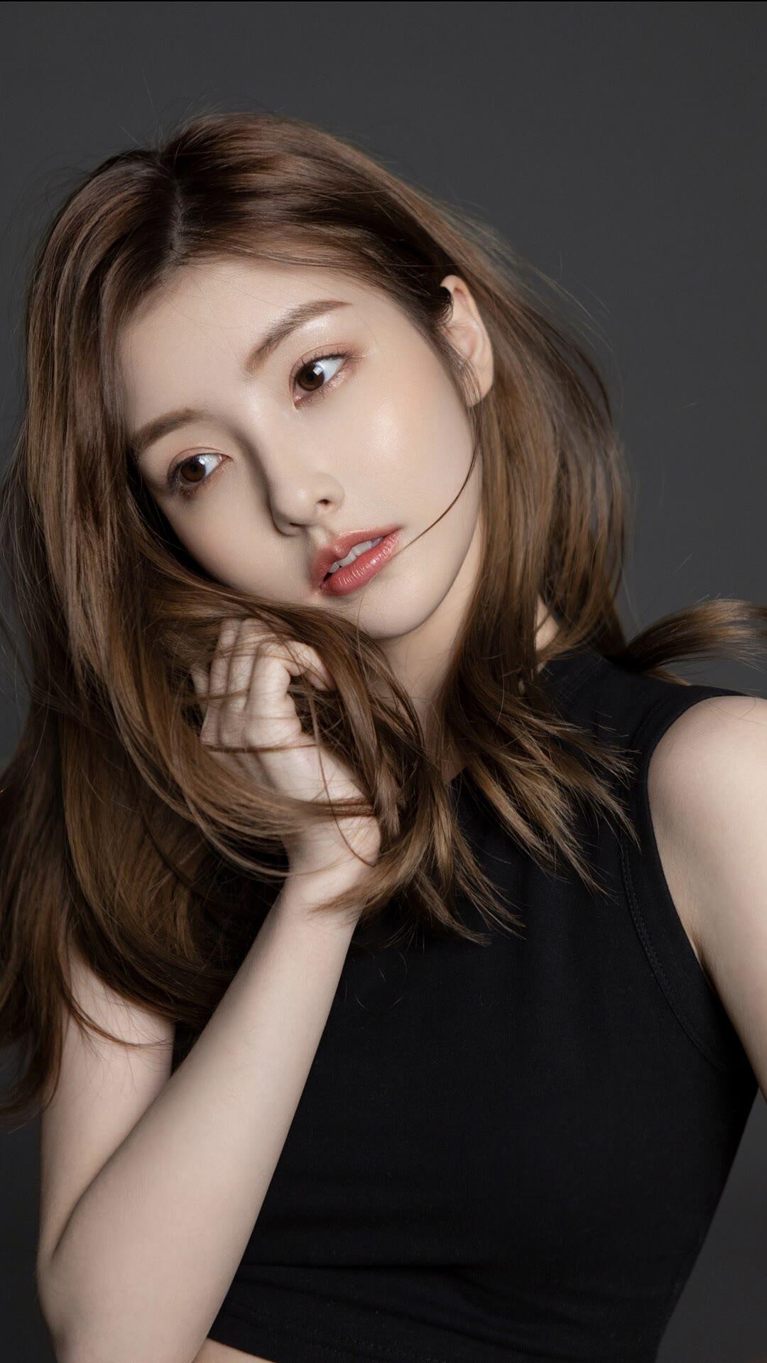 聯(lián)盟美圖秀最新一期，時代印記與潮流盛宴的炫酷呈現(xiàn)