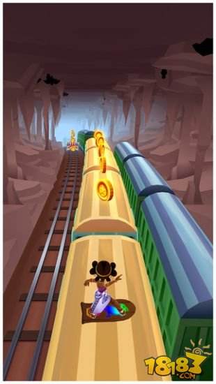 科技與激情的完美結(jié)合，最新版地鐵跑酷破解版體驗分享