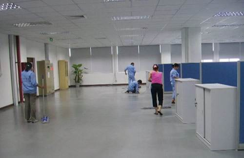 最新辦公室保潔員工作深度解析，多維度探討職責與角色