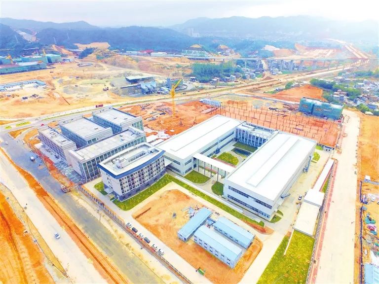 萬(wàn)年工業(yè)園最新招聘熱潮與巷弄深處的特色小店探秘！