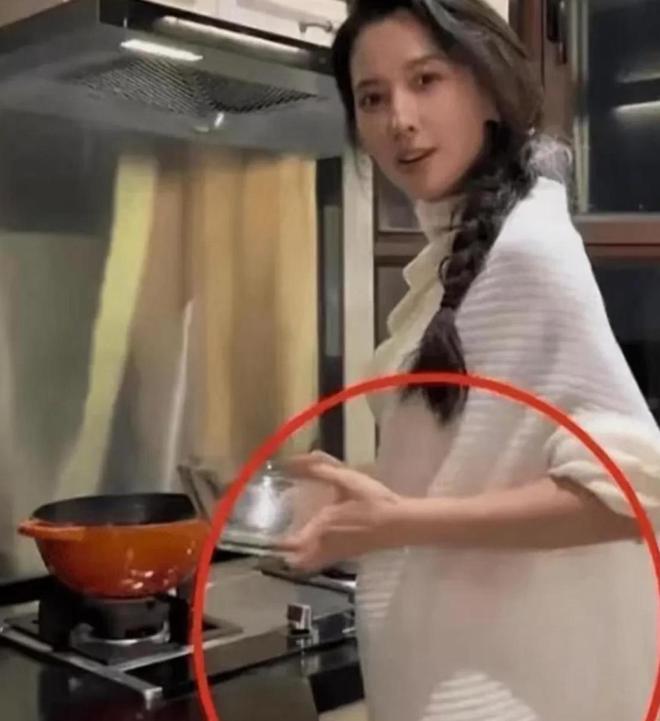 汪峰與章子怡小巷深處的最新驚喜發(fā)現(xiàn)。