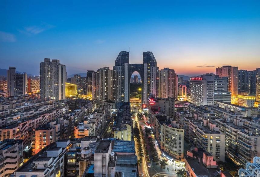 工業(yè)用地最新政策解讀，深度探討與指導(dǎo)標(biāo)題建議，工業(yè)用地新政解讀，政策調(diào)整及其影響分析