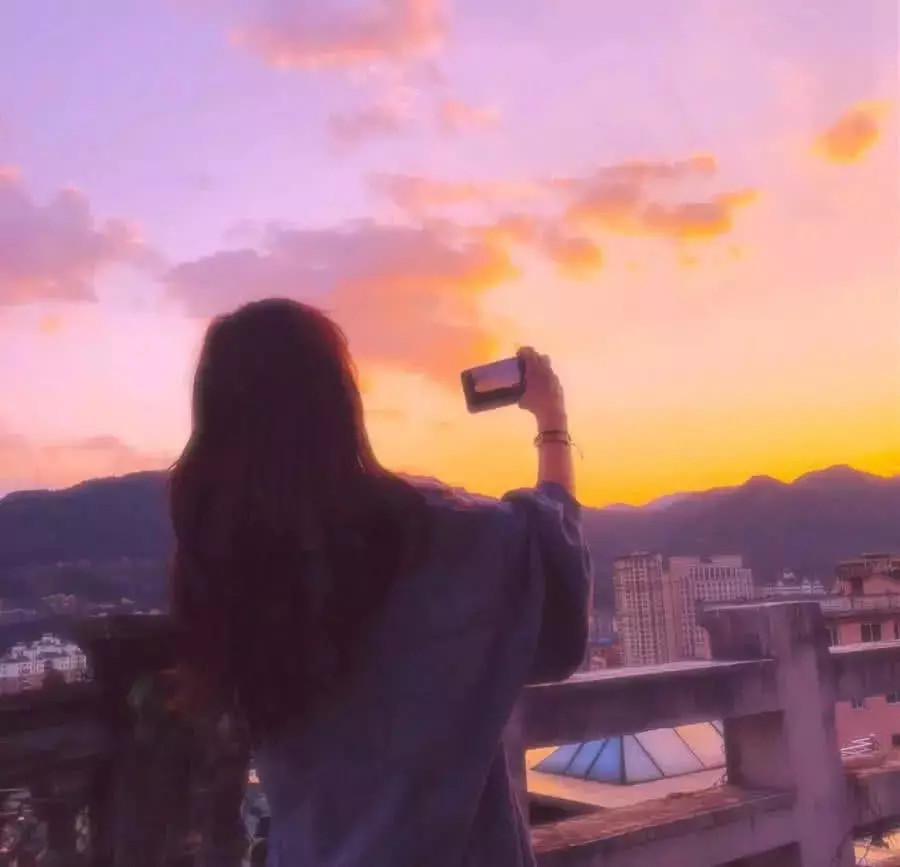 情侶頭像最新精選，小巷的秘密寶藏與特色小店的魅力探尋